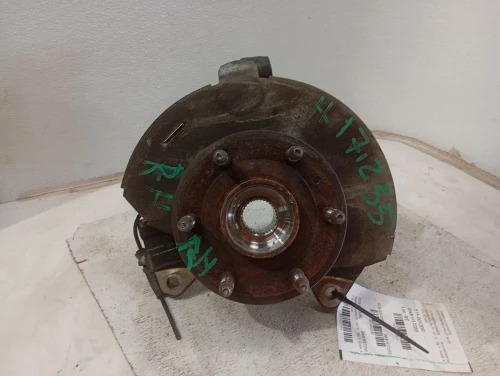 2007-2014 Cadillac Escalade 3903163 Front Right/Passenger Used OEM Steering Knuckle Spindle