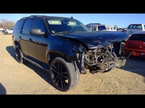 2007-2014 Cadillac Escalade 28533158 Front Right/Passenger Used OEM Steering Knuckle Spindle