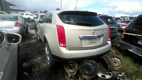 2010-2016 Cadillac SRX 32642279 Front Right/Passenger Used OEM Steering Knuckle Spindle