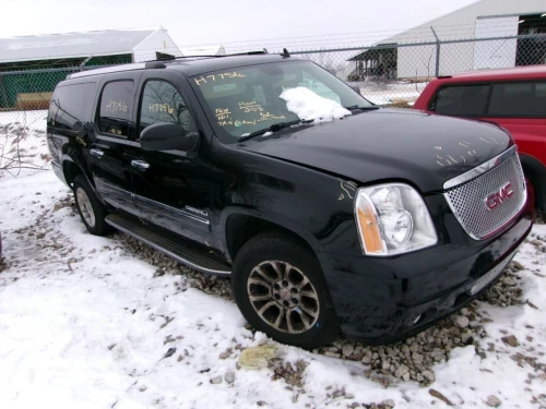 2007-2014 Cadillac Escalade 2209755 Front Right/Passenger Used OEM Steering Knuckle Spindle