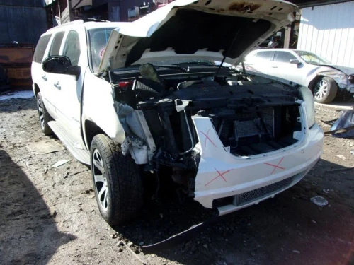 2007-2014 Cadillac Escalade 1854942 Front Right/Passenger Used OEM Steering Knuckle Spindle