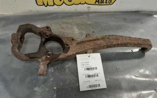2004-2009 Cadillac SRX 1312912 Front Right/Passenger Used OEM Steering Knuckle Spindle