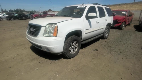 2007-2014 Cadillac Escalade 33121260 Front Right/Passenger Used OEM Steering Knuckle Spindle