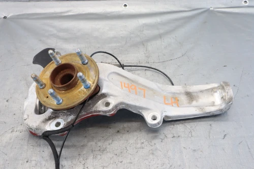 2012 Cadillac CTS-V Front Left/Driver With Hub Used OEM Steering Knuckle Spindle