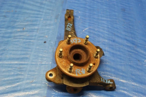 2004 Cadillac CTS Front Right/Passenger With Hub Used OEM Steering Knuckle Spindle