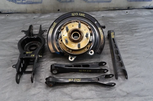 2016 Cadillac CTS Rear Left/Driver Used OEM Steering Knuckle Spindle
