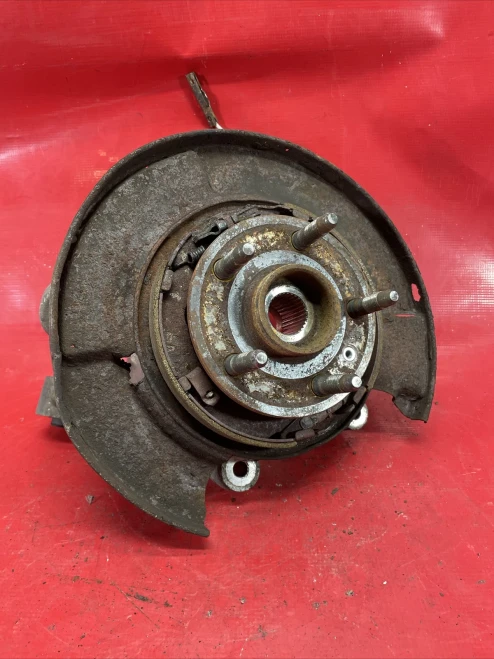 2008 Cadillac CTS Rear Left/Driver With Hub With Bearing Used OEM Steering Knuckle Spindle