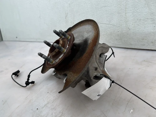 2018-2024 Chevrolet Traverse Rear Right/Passenger With Hub Used OEM Steering Knuckle Spindle