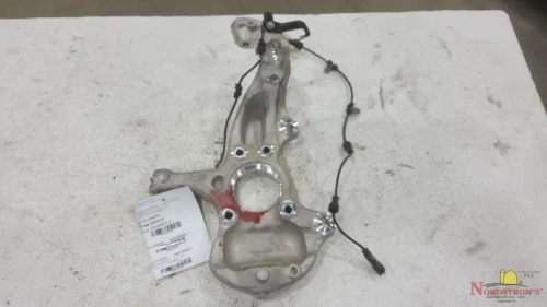 2025 Chevrolet Colorado Front Right/Passenger Used OEM Steering Knuckle Spindle