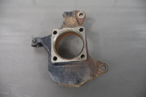 2002 Chevrolet Silverado 2500 Front Left/Driver Used OEM Steering Knuckle Spindle