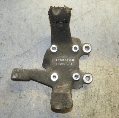 1986-1987 Chevrolet Corvette 14093184 Front Right/Passenger Used OEM Steering Knuckle Spindle