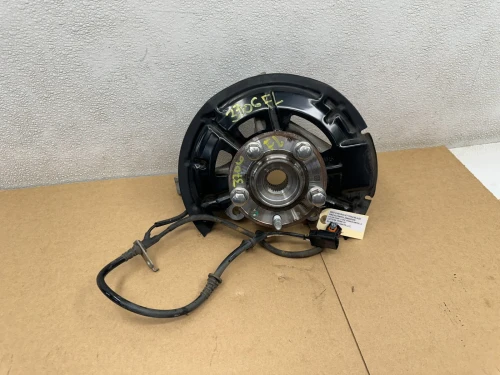 2021-2026 Chevrolet Trailblazer Front Left/Driver With Hub Used OEM Steering Knuckle Spindle