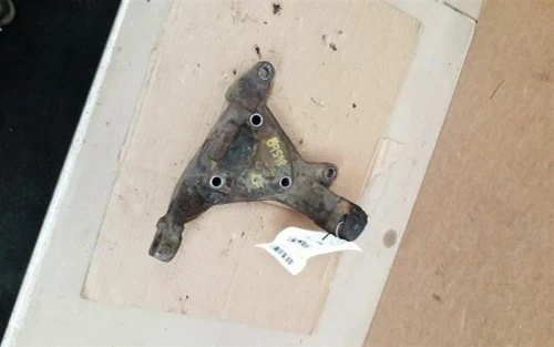 2003-2005 Chevrolet Astro Front Left/Driver RWD Used OEM Steering Knuckle Spindle