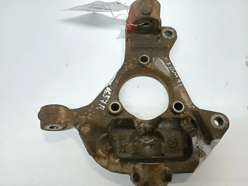 2014 Chevrolet 12457082 Front Right/Passenger Used OEM Steering Knuckle Spindle