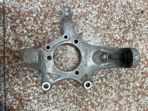 1997-2004 Chevrolet Corvette 10332529 Rear Left/Driver Used OEM Steering Knuckle Spindle