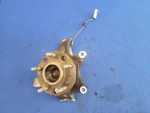 1996 Chevrolet Corvette Front Left/Driver With Hub Used OEM Steering Knuckle Spindle