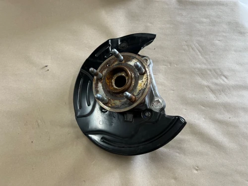 2010-2015 Chevrolet Camaro Front Left/Driver With Hub Used OEM Steering Knuckle Spindle