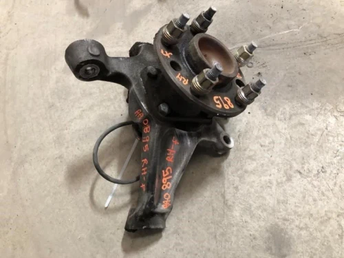 1991-1996 Chevrolet Corvette 18019571 Front Right/Passenger With Hub Used OEM Steering Knuckle Spindle