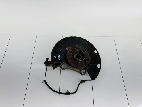 2011-2015 Chevrolet Volt Front Left/Driver FWD With Hub Used OEM Steering Knuckle Spindle