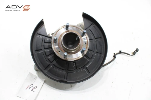 2018-2024 Chevrolet Equinox Rear Right/Passenger With Hub Used OEM Steering Knuckle Spindle