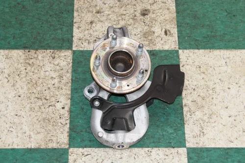 2020-2023 Chevrolet Corvette Front Right/Passenger RWD With Hub With Bearing Used OEM Steering Knuckle Spindle