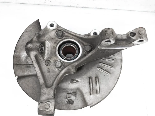 2019-2023 Chevrolet Blazer Front Right/Passenger FWD With Hub With Bearing Used OEM Steering Knuckle Spindle
