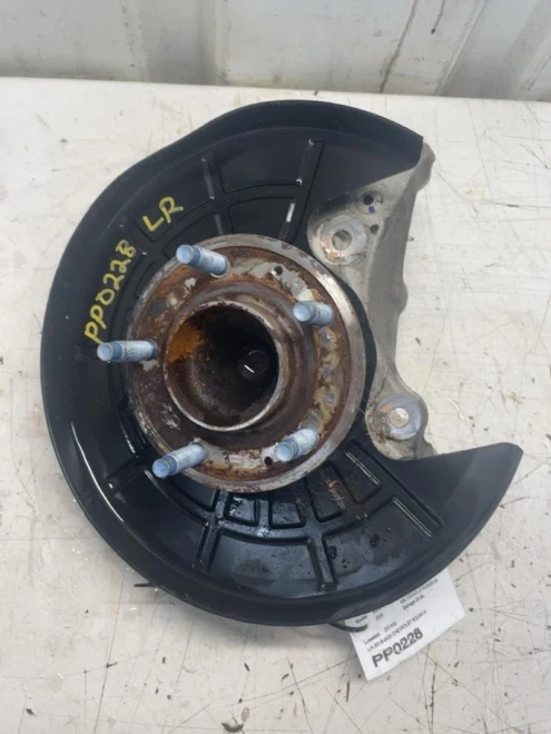 2018-2023 Chevrolet Equinox Rear Left/Driver FWD With Hub Used OEM Steering Knuckle Spindle