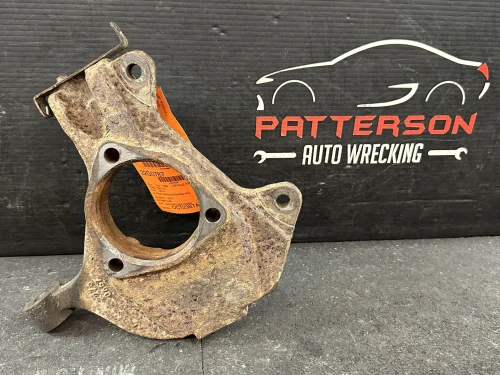 2014-2017 Chevrolet Silverado 1500 Front Left/Driver With Hub With Bearing Used OEM Steering Knuckle Spindle