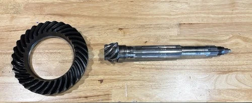 Porsche 911 7:31 Ring & Pinion Gear Set – Genuine OEM From 1975 911S 915 Trans used OEM used auto part