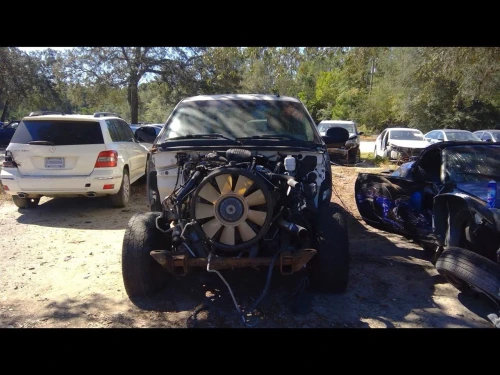 2000-2013 Chevrolet Suburban 1152111 Front Left/Driver Used OEM Steering Knuckle Spindle