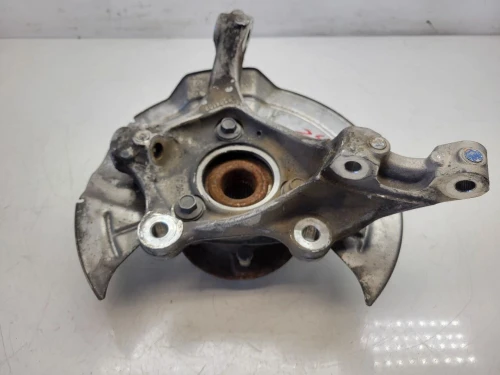 2016-2025 Chevrolet Malibu 23384197 Front Left/Driver With Hub Used OEM Steering Knuckle Spindle