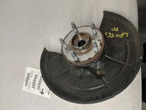 2013-2021 Chevrolet Trax 94524774 2730308 Front Right/Passenger Used OEM Steering Knuckle Spindle