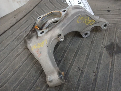 2019-2023 Chevrolet Blazer 2966698 Front Left/Driver Used OEM Steering Knuckle Spindle