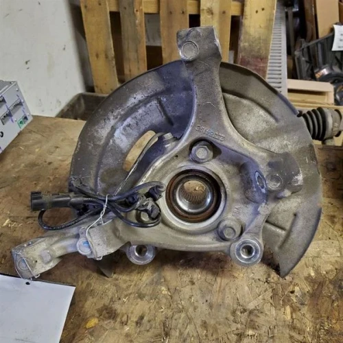 2016-2023 Chevrolet Malibu Front Right/Passenger Used OEM Steering Knuckle Spindle
