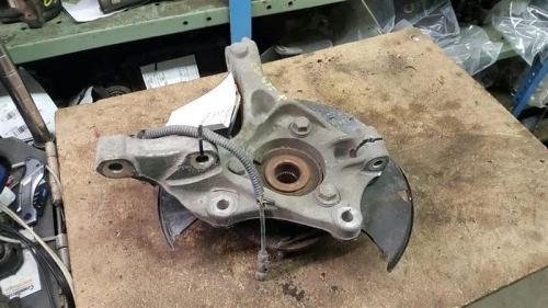 2011-2016 Chevrolet Cruze 1810671 Front Right/Passenger Used OEM Steering Knuckle Spindle