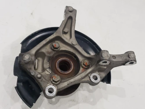 2018 Chevrolet Cruze Front Left/Driver With Hub Used OEM Steering Knuckle Spindle