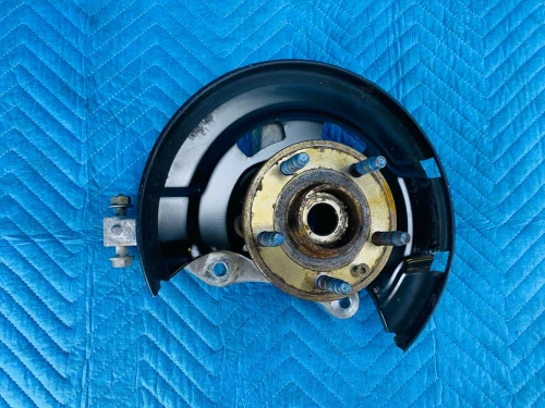 2011-2016 Chevrolet Cruze Front Left/Driver With Hub Used OEM Steering Knuckle Spindle