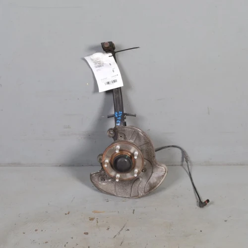 2005-2011 Chrysler 300 Front Right/Passenger With Hub Used OEM Steering Knuckle Spindle