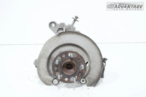 2017-2024 Chrysler Pacifica Rear Left/Driver FWD With Hub Used OEM Steering Knuckle Spindle