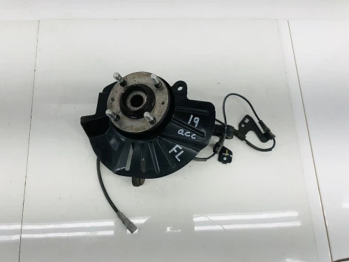 2018-2022 Hyundai Accent Front Left/Driver FWD With Hub Used OEM Steering Knuckle Spindle