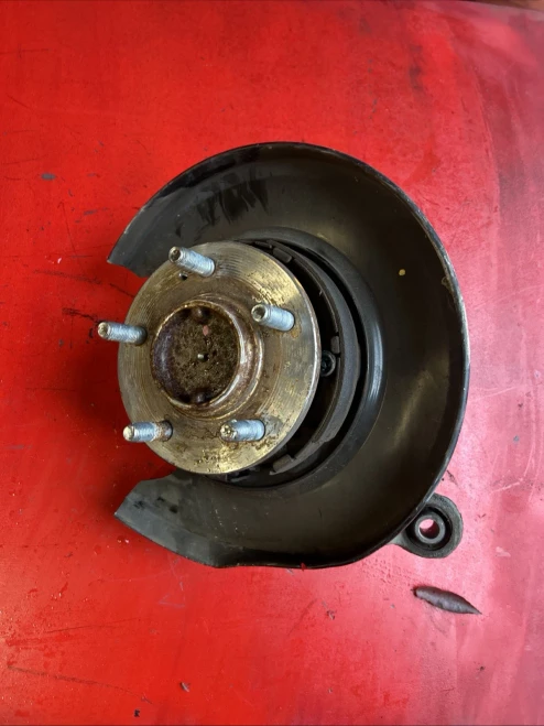 2006-2010 Hyundai Azera Rear Right/Passenger Used OEM Steering Knuckle Spindle