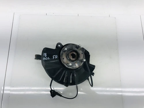 2018-2022 Hyundai Accent Front Right/Passenger FWD With Hub Used OEM Steering Knuckle Spindle
