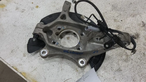 2019 Hyundai Santa Fe Front Left/Driver AWD Used OEM Steering Knuckle Spindle