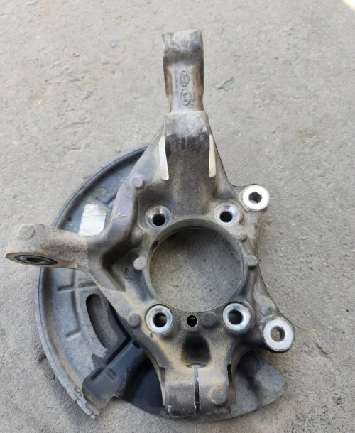 2016 Hyundai Sonata Front Left/Driver Used OEM Steering Knuckle Spindle