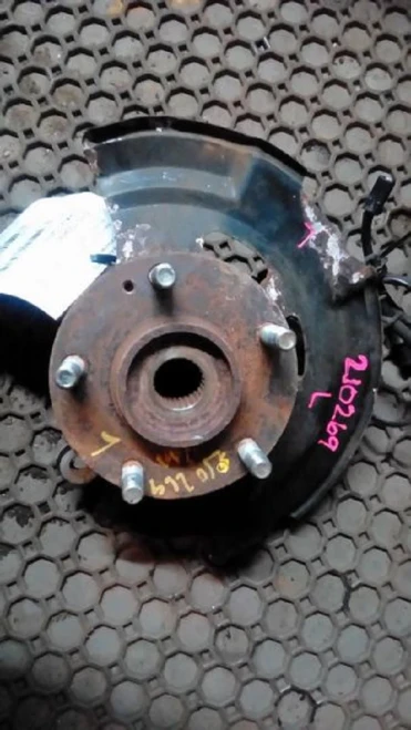 2013-2016 Hyundai Elantra Front Left/Driver Used OEM Steering Knuckle Spindle