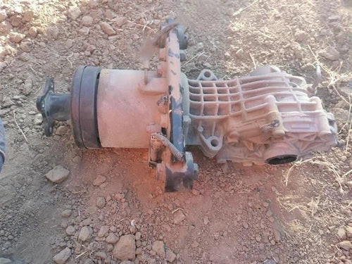 2014-2015 QX60 Rear Axle AWD 2.466 Ratio with Used OEM Rear Differential Carriers used OEM rear differential carrier assembly