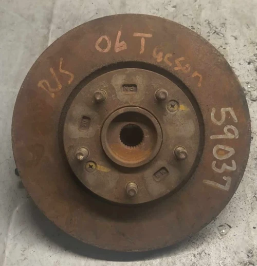 2005-2010 Hyundai Tucson Front Right/Passenger Used OEM Steering Knuckle Spindle
