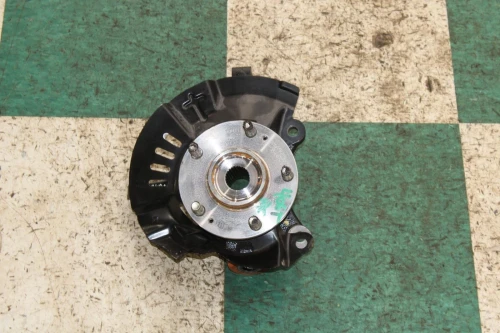 2026 Hyundai Venue Front Right/Passenger FWD Used OEM Steering Knuckle Spindle