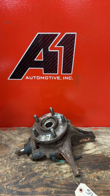 2005-2010 Hyundai Tucson Front Left/Driver ABS Used OEM Steering Knuckle Spindle