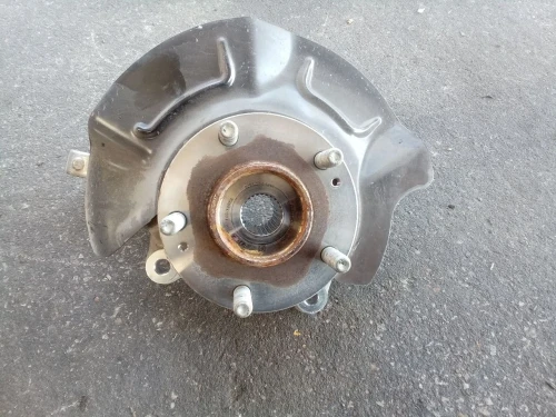 2024-2025 Hyundai Kona Front Left/Driver FWD Used OEM Steering Knuckle Spindle